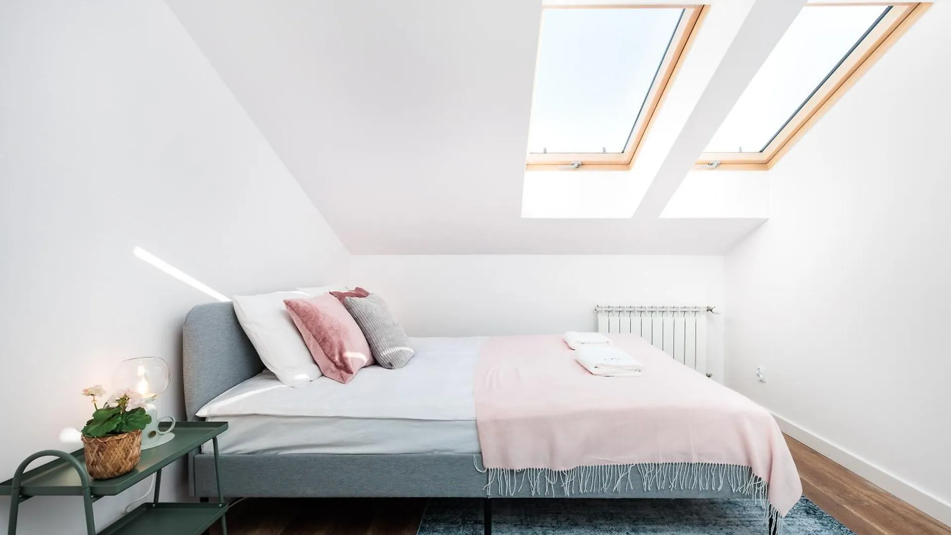 Krakow Trailside Apartments - By Upstairs 0*,  Poland