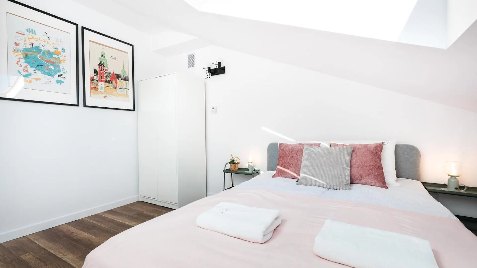 Krakow Trailside Apartments - By Upstairs